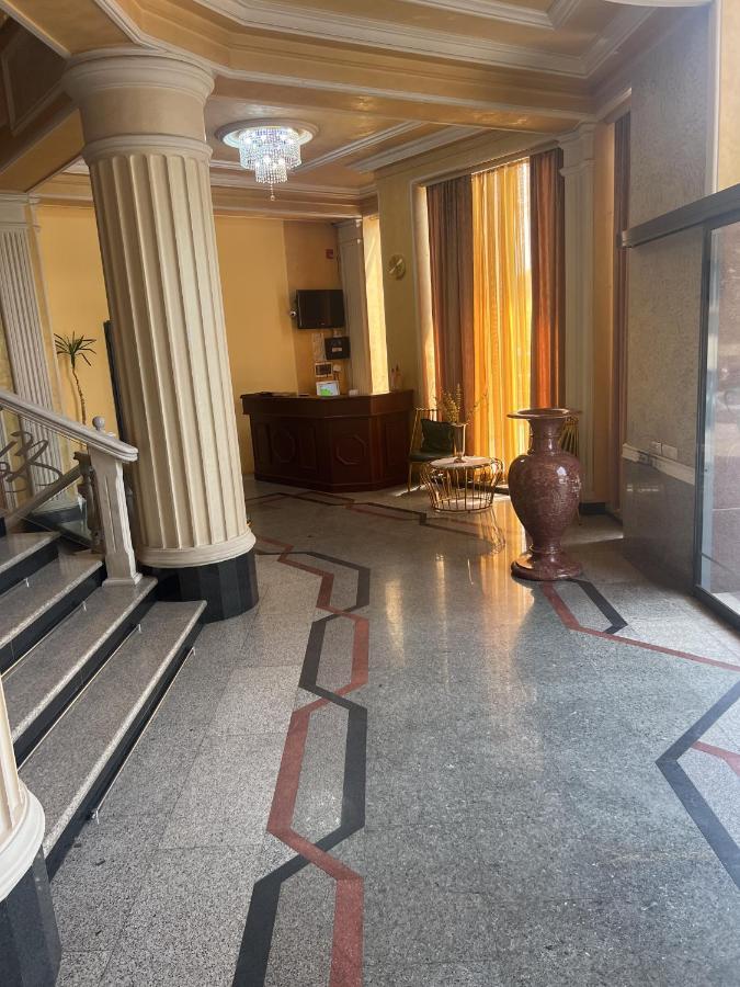 Joy Hotel Apartament エレバン エクステリア 写真