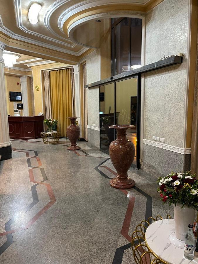 Joy Hotel Apartament エレバン エクステリア 写真